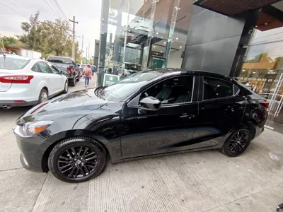 Mazda Mazda 2 Carbon Edition
