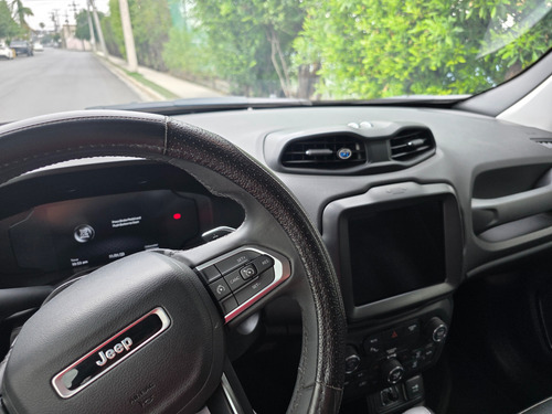 Jeep Renegade 1.3 Latitude Fwd At