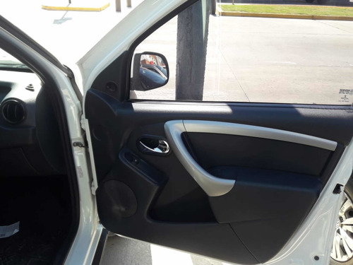 Renault Duster Oroch 1.6 + Gnc. Outsider 2018