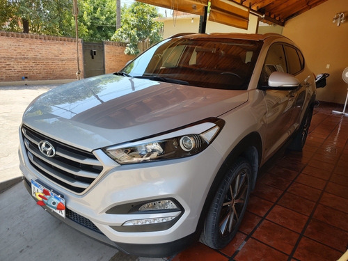 Imagen 1 de 16 de Hyundai Tucson 2016 2.0 Gl 154cv 6at 2wd