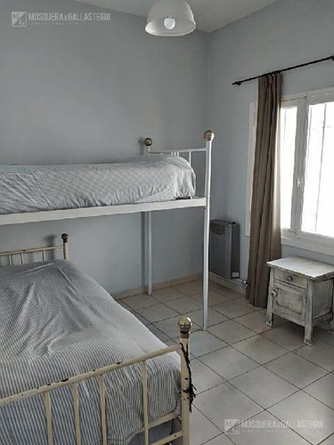Imagen 19 de 25 de Casa Con Muy Buenos Accesos En Lomas De San Isidro