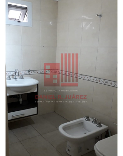 Local Sobre Avenida 1 (150m2)