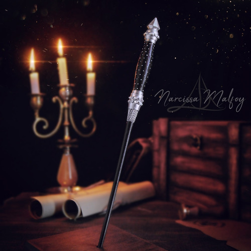 Imagen 4 de 10 de Varitas De Harry Potter Todos Personajes Tamaño Y Peso Real
