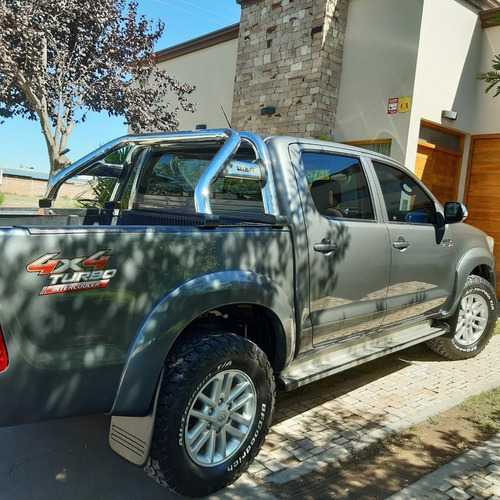 Toyota Hilux Srv 4x4 Año 2012 3.0