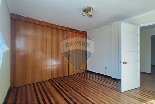 Casa 6 D, 3 B, 4 Estacionamientos, Ñuñoa