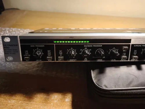 Ultrafex Behringer Ex 3200 | MercadoLibre