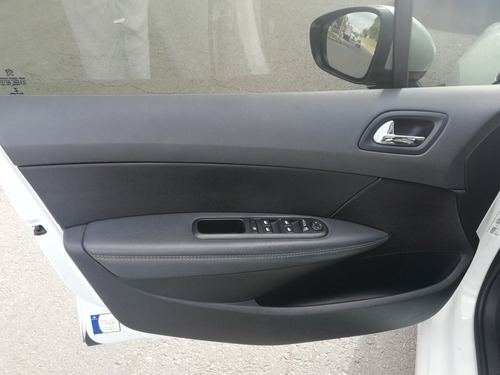 Peugeot 408 Allure Plus