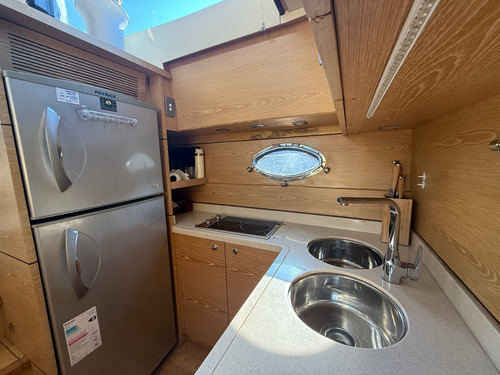 Crucero Segue Con Iveco 2 X 400 Hp Año 2013 Linea De Ejes