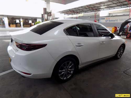 Mazda 3 2.0 Touring