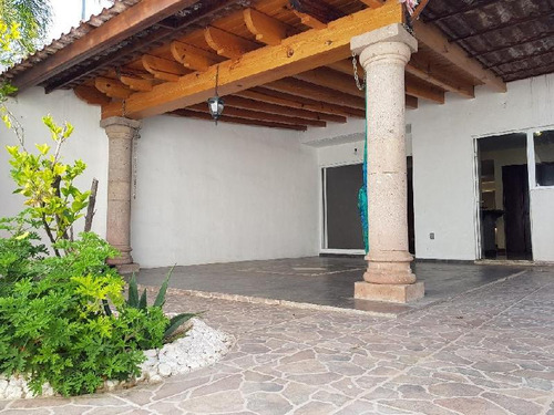 La Casa En Renta Con La Terraza Más Amplia En Santa Fe Juriquilla