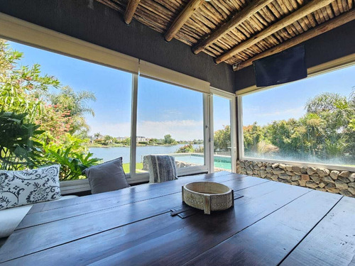 Casa  En Venta En San Francisco, Villanueva, Tigre