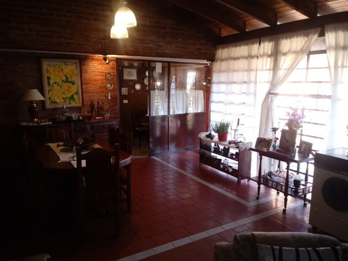 Imagen 2 de 12 de Chalet 4 Ambientes En Venta Mar Del Plata
