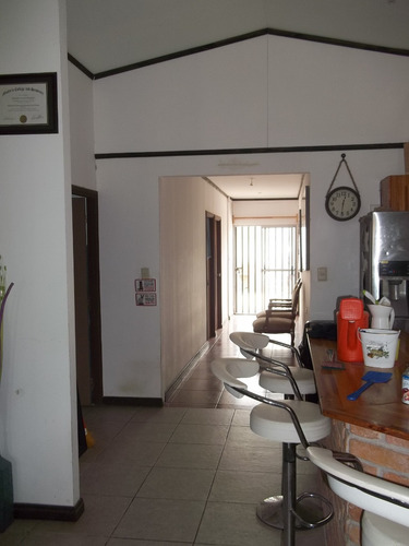 Imagen 9 de 14 de Casa De Tres Dormitorios En Salinas