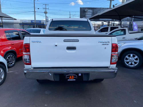 Toyota Hilux 3.0 SRV TOP 4X4 CD 16V TURBO INTERCOOLER DIESEL 4P AUTOMÁTICO
