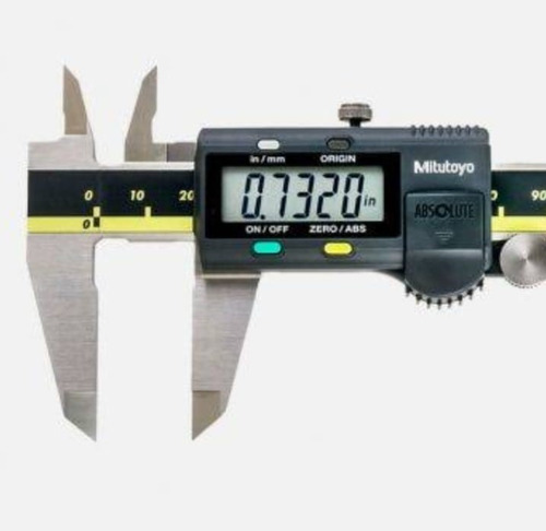 Calibrador Digital Marca Mitutoyo 12 Pulg/300mm.