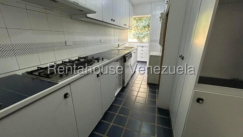 Apartamento Piso Bajo 143 M² 2h, 3b, 2p, Residencias Parque Urimare Con Piscina Pozo De Agua En Calle Cerrada En Venta En La Tahona Calle Cangilon Caracas