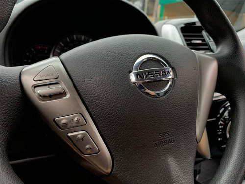 Imagem 5 de 9 de Nissan March March Sl 1.6 Flex Aut.