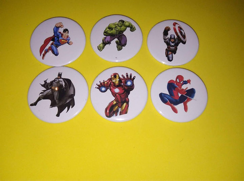 Pines Y Llaveros Personalizados