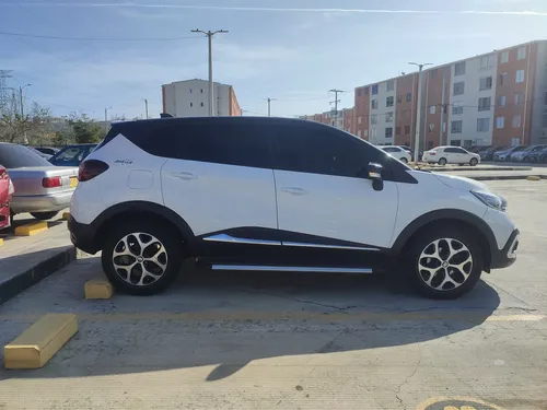 Renault Captur 1.3T Intens Cvt