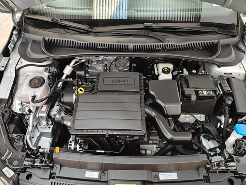 Volkswagen Polo 1.6 Msi Track