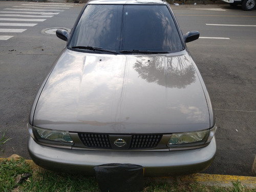 Nissan Sentra 1.6 B13