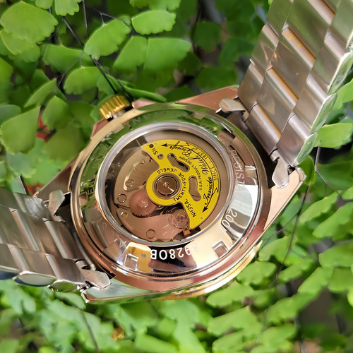 Correa de reloj automática Invicta Pro Diver de acero inoxidable 8928ob, color plata y oro, color del bisel azul, color de fondo azul