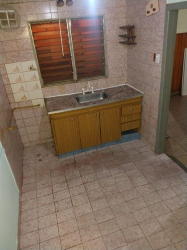 La Casa De Doña Rosa - Ph Unico Por Pasillo - A Pasos De 9 De Julio Al 4200 - Monte Chingolo