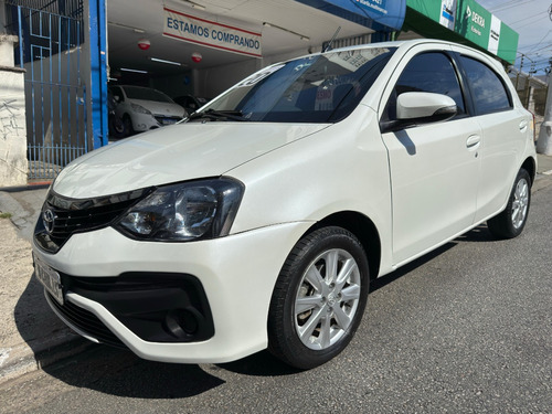 Toyota Etios 1.5 X Plus 16v Aut. 4p
