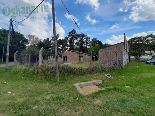 Imagen 6 de 10 de Venta - Predio Con Galpón Casa - Sobre Acceso Oeste