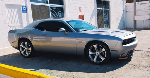 Imponente !!!! Challenger R/t 2017 5.7 Hemi