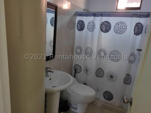 Imagen 13 de 17 de Hermoso Ph En Venta - Urb Colinas De La Tahona - Mls#22-8171