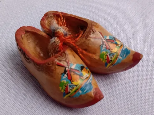 Sapato de madeira holandes 2025