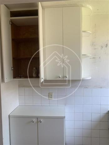 Imagem 2 de 16 de Apartamento - Ref: 878719