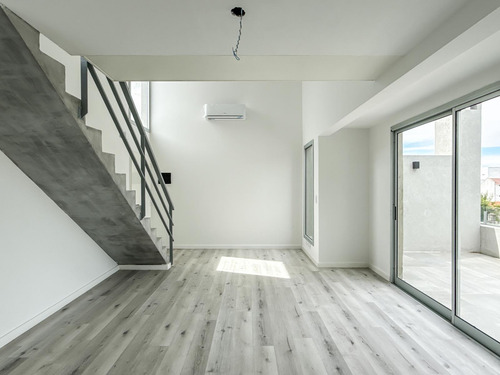 Dúplex 2 Amb Con Terraza Propia Y Cochera - A Estrenar En Olivos