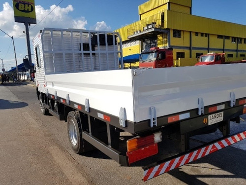 Acello 815 Ano 2018 Cabine Suplementar Cabine Auxiliar