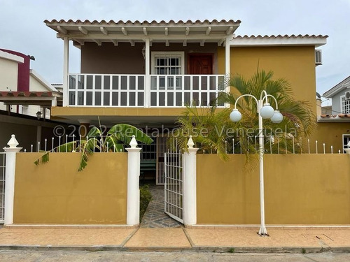 Imagen 22 de 23 de En Venta Espectacular Y Amplia Casa Totalmente Amoblada 04127800070 Mls 23-2243