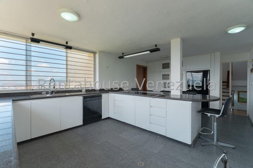 Townhouse - Colinas De Bello Monte - Mls #25-7743 - Yb