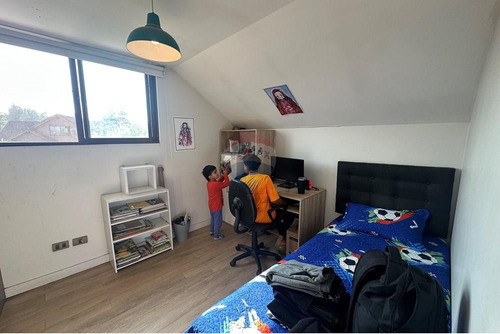 Casa Familiar 4+1 Dorm Brisas Norte
