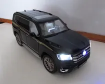 Comprar 1\u002F18 Toyota Land Cruiser Lc300 (2021) Carro Coleccion Escala