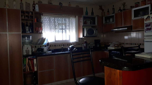 Moreno- Casa. Consultar!