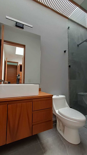 Casa Nueva En Venta En La Cima