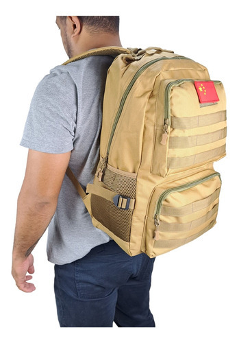 Mochila 30l Impermeável Viajem Trilha Caqui Bolso Lateral