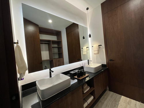 Venta Departamento De 2 Habitaciones En Privada En Temozón Norte