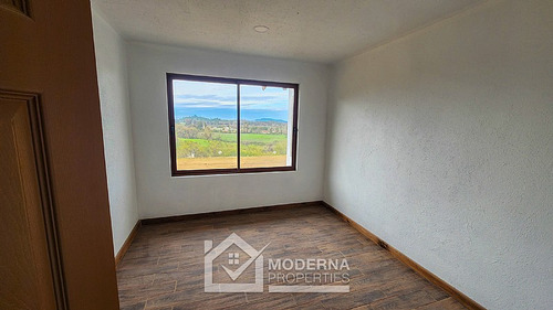 Casa De Alto De 220 M2 En Parcela De 5000 M2 - Villa Alegre