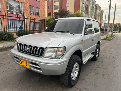 Toyota Prado sumo 2.7 MT