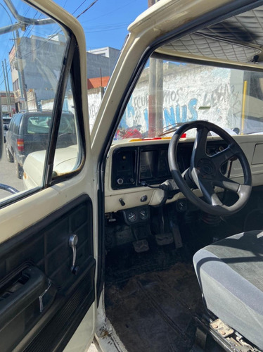 Camion Ford 12-f350