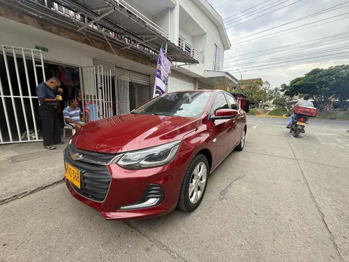 Chevrolet Onix 1.0T Premier Sedan At
