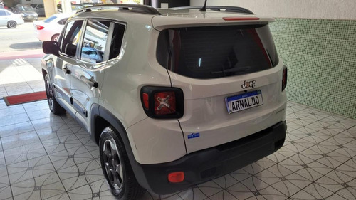 Imagem 5 de 9 de Renegade Sport 1.8 4x2 Flex 16v Aut.