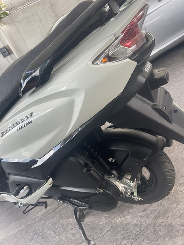 Suzuki Burgman 125