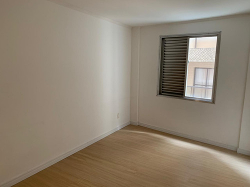 Imagem 7 de 14 de Apartamento 2 Dorms - Prédio Frente Mar - Aviação - Amf07